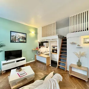 Appartement Le Noir Bois Et Blanc - - Wifi - Centre - Entree Autonome, Quimper